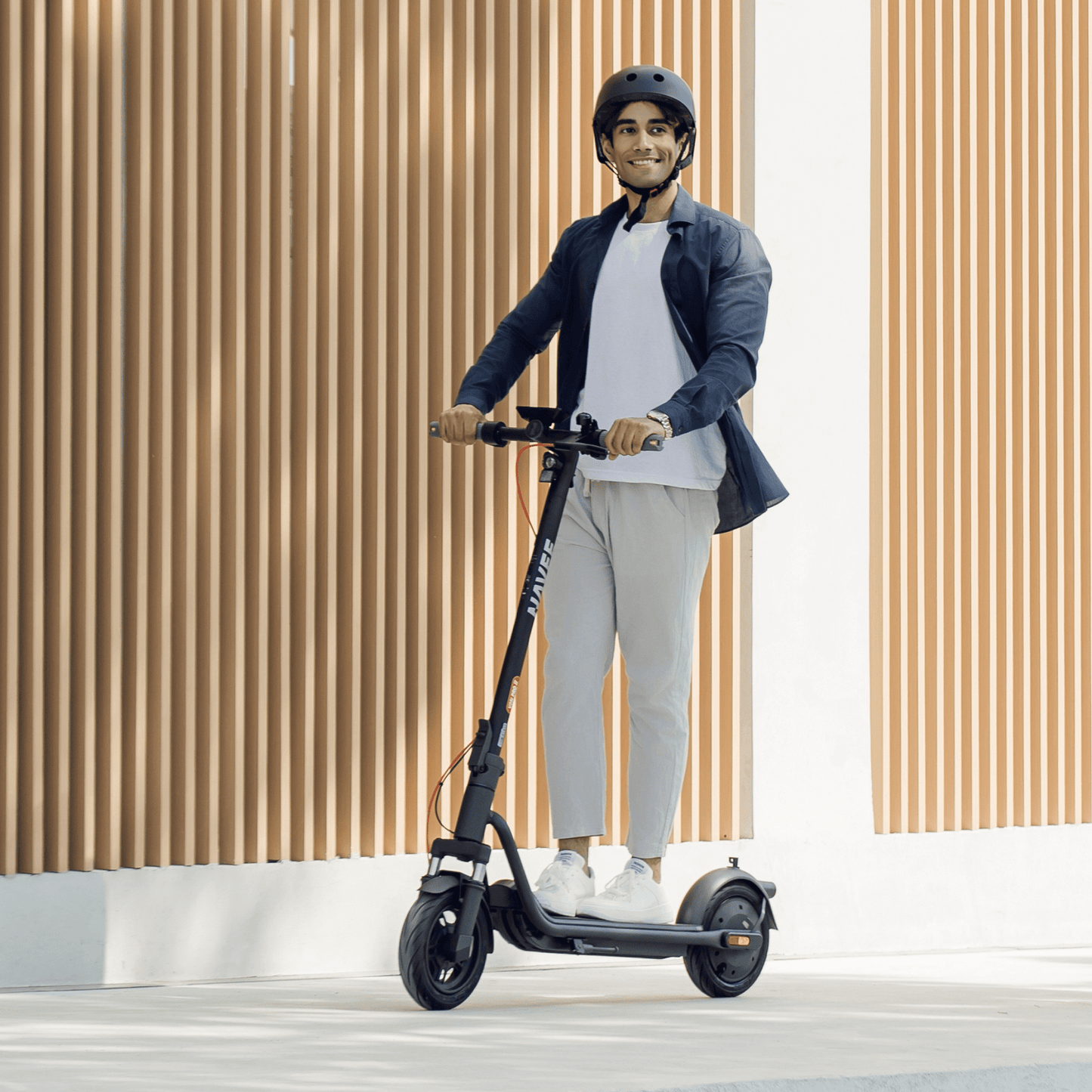 NAVEE V25i Pro II