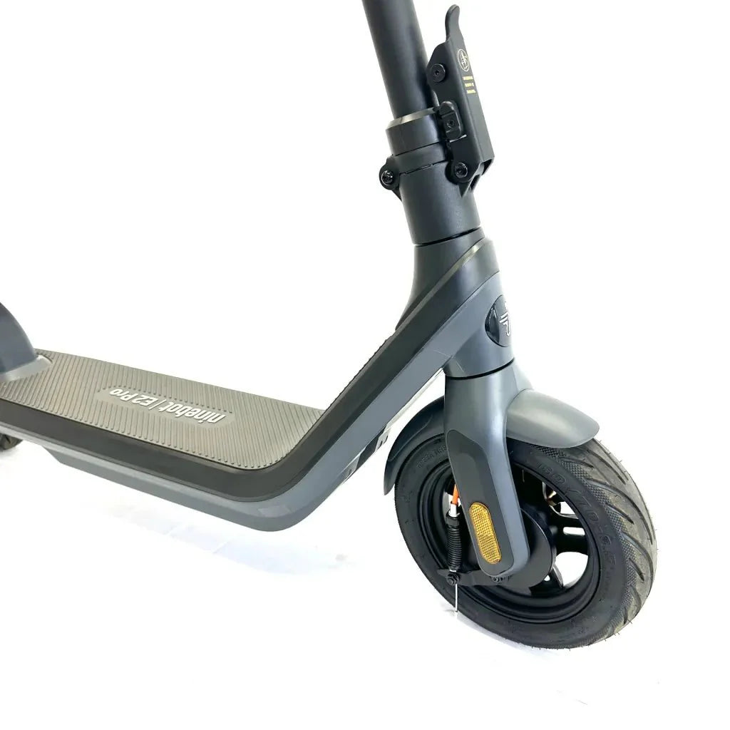 NINEBOT E2 PRO BY SEGWAY